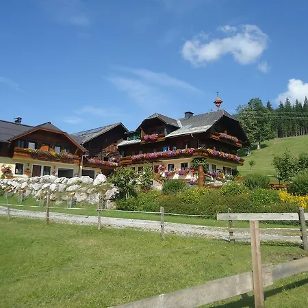 Pension-Greimelbacherhof Guest house